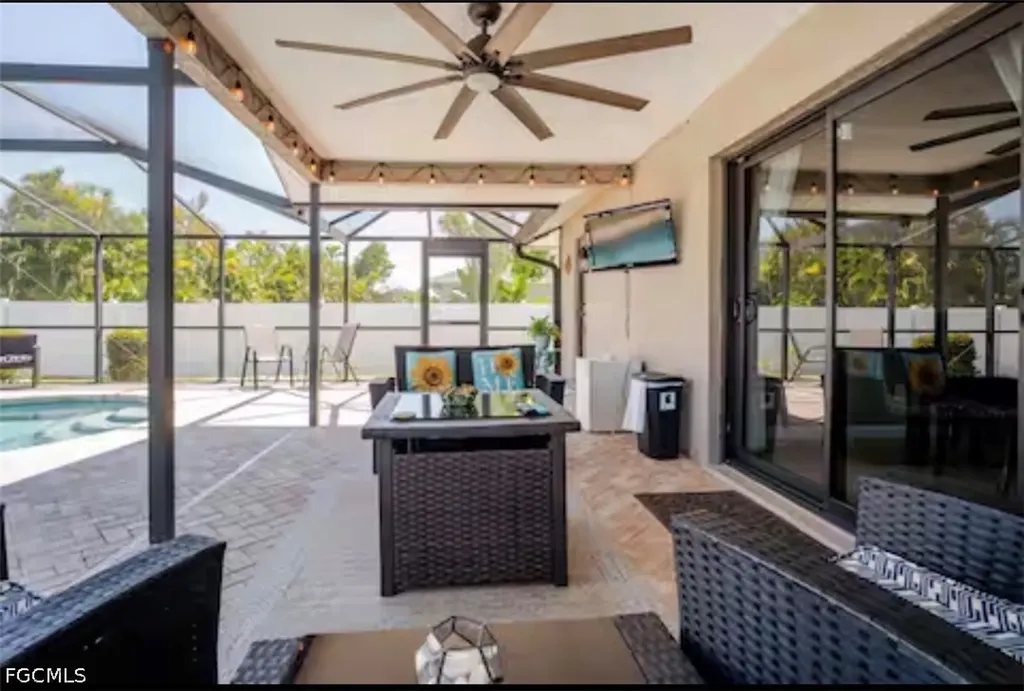 203 SE 43rd Terrace Cape Coral FL 33904