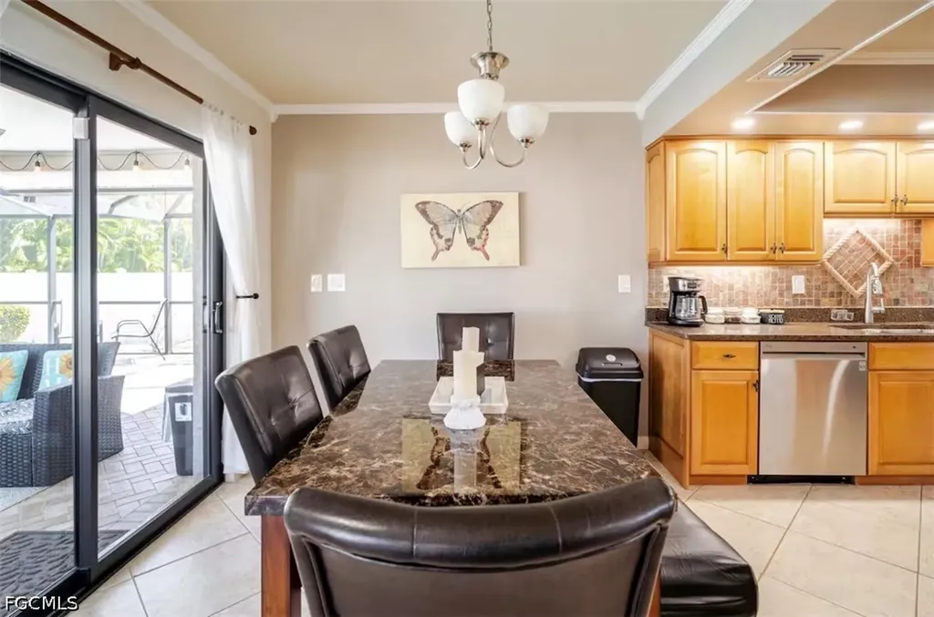203 SE 43rd Terrace Cape Coral FL 33904