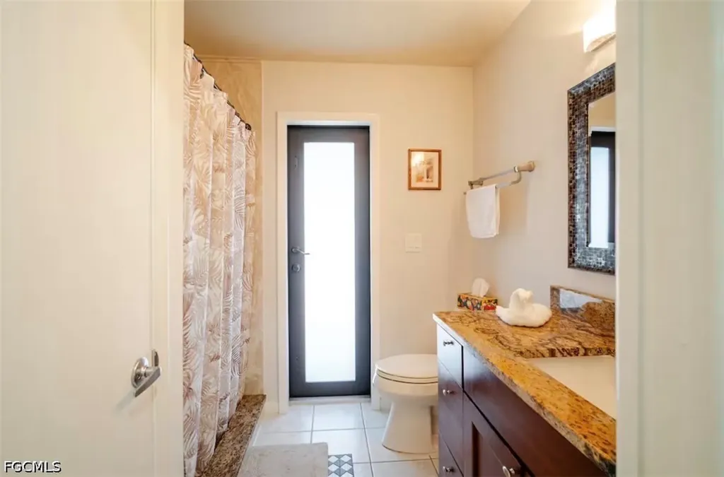 203 SE 43rd Terrace Cape Coral FL 33904