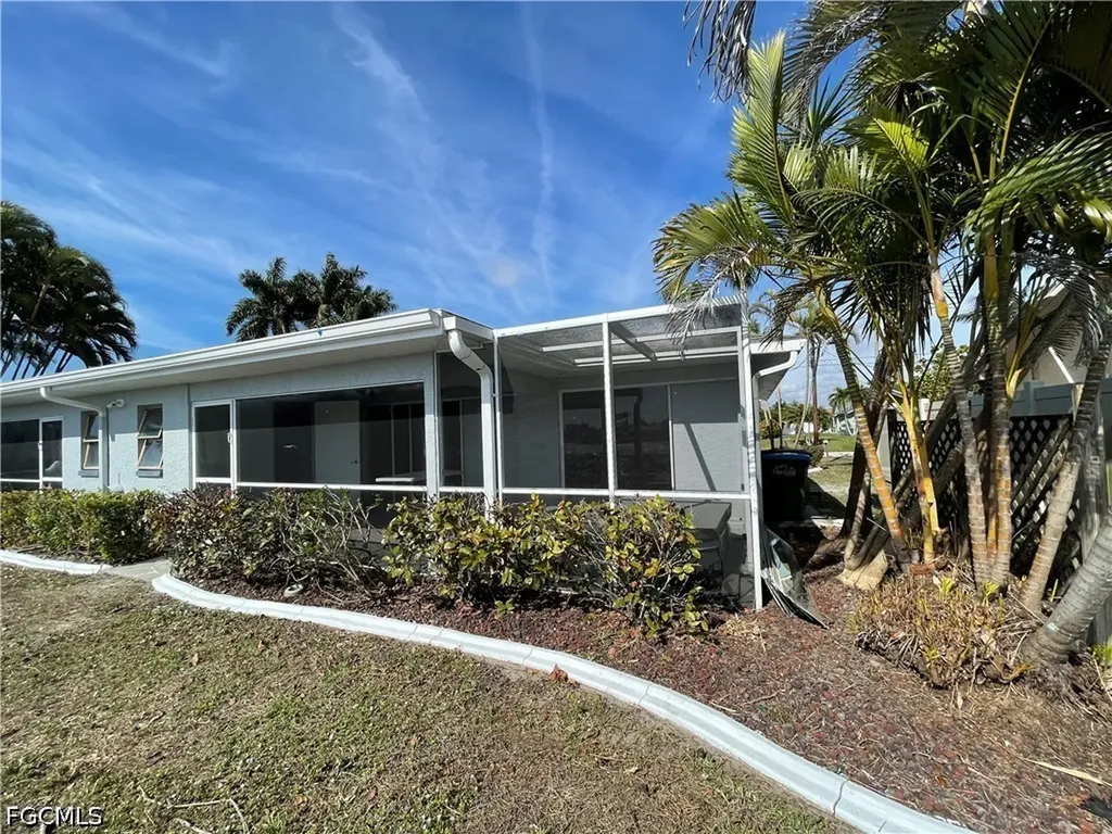 1156 SW 43rd Street Cape Coral FL 33914
