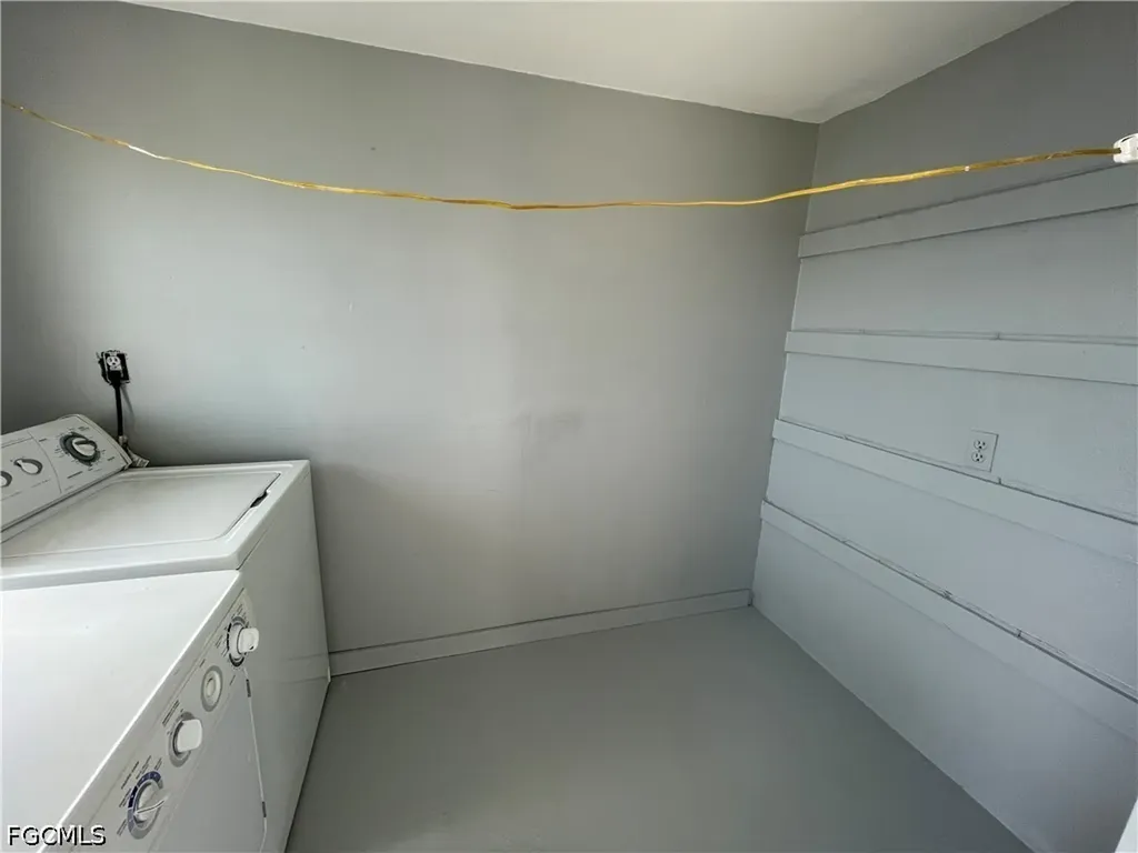 1156 SW 43rd Street Cape Coral FL 33914