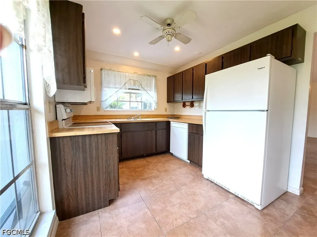 10525 Putnam Court Lehigh Acres FL 33936