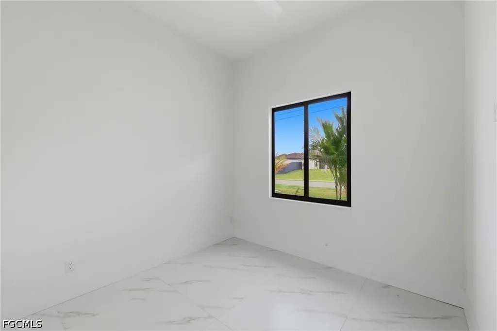1031 SW 1st Terrace Cape Coral FL 33991