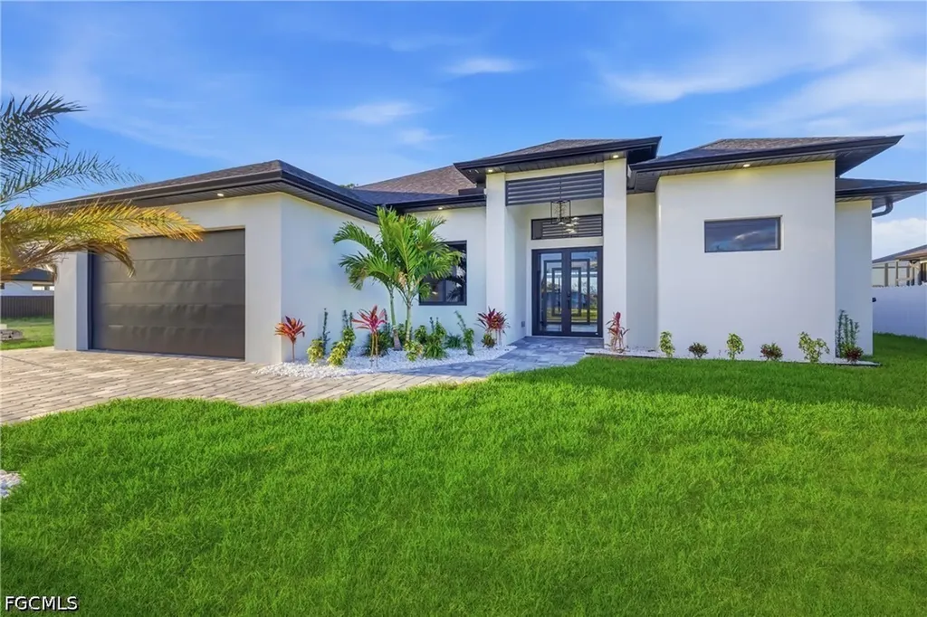1031 SW 1st Terrace Cape Coral FL 33991