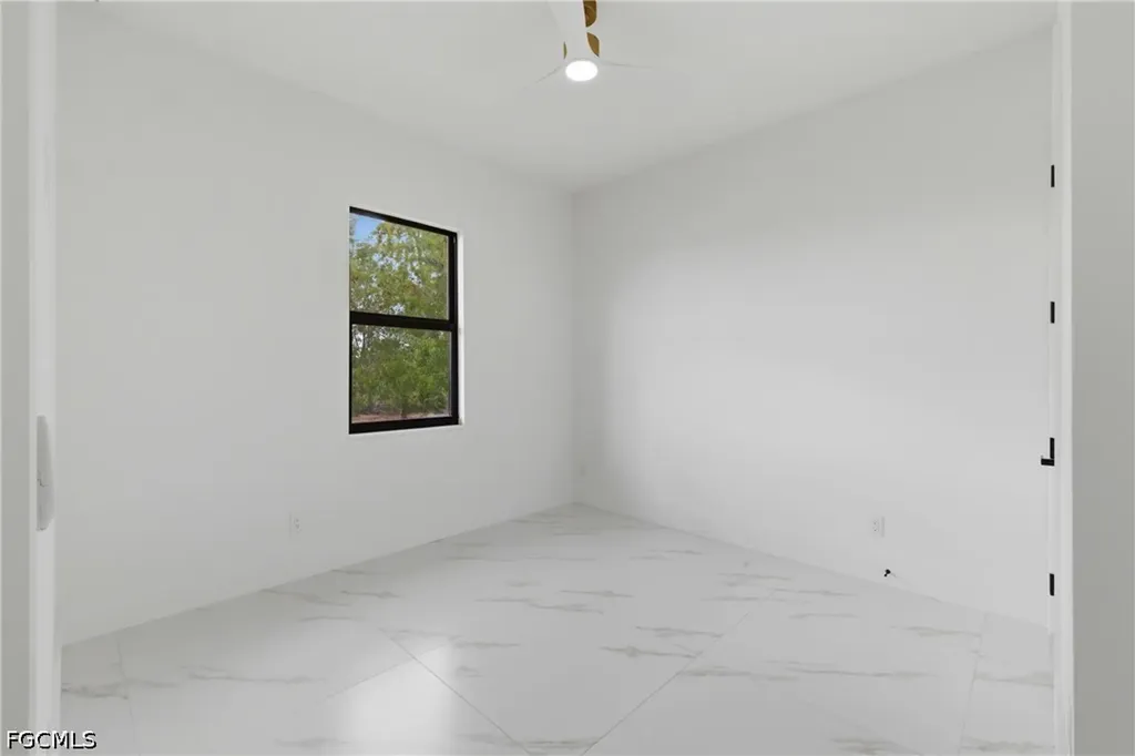 1031 SW 1st Terrace Cape Coral FL 33991