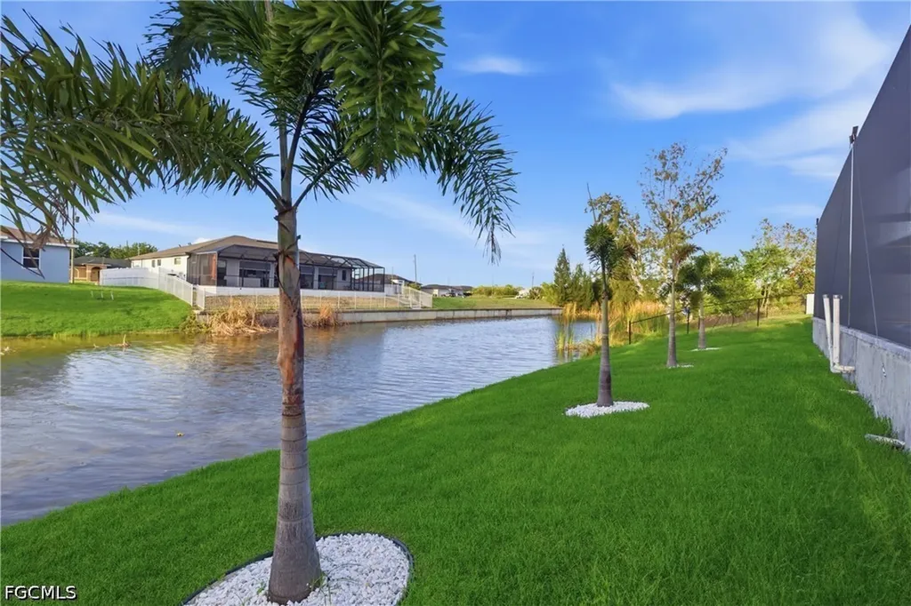 1031 SW 1st Terrace Cape Coral FL 33991