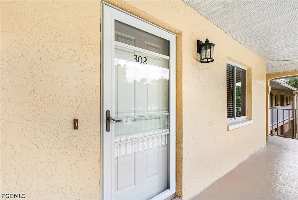 3655 Amberly Circle Naples FL 34112