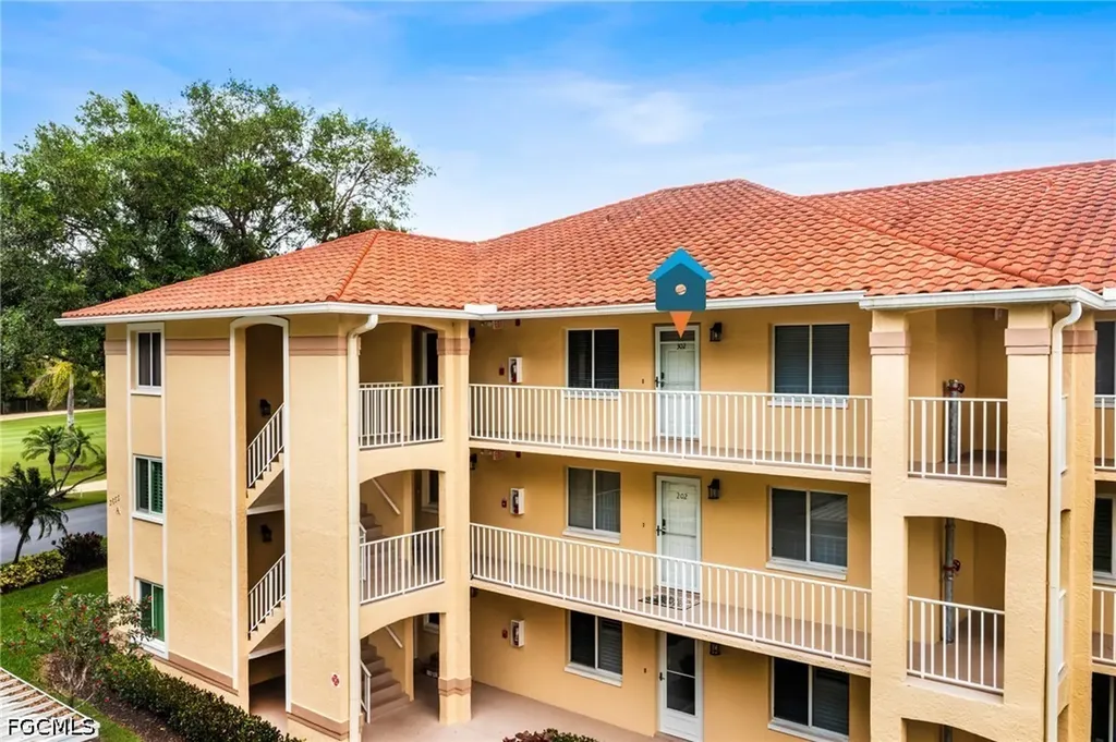 3655 Amberly Circle Naples FL 34112
