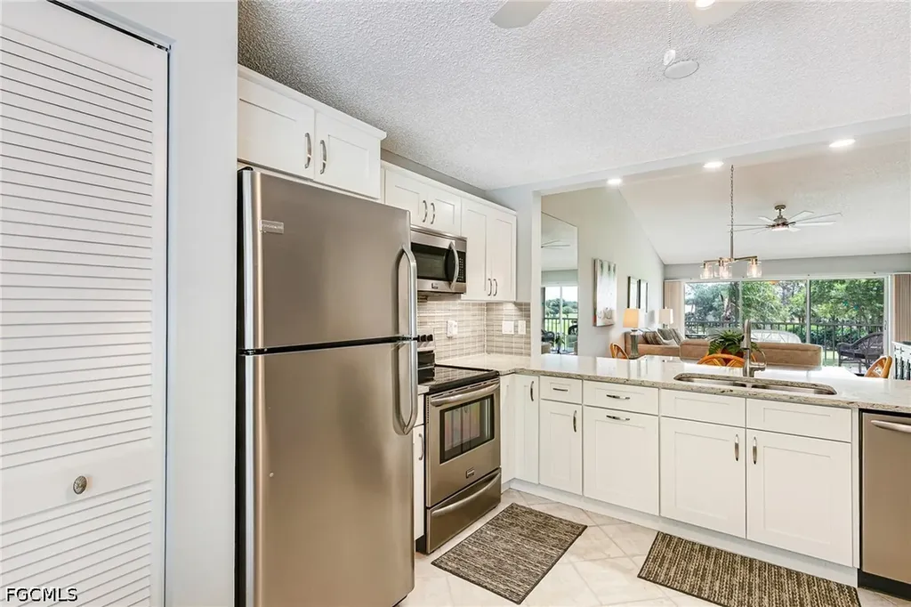 3655 Amberly Circle Naples FL 34112