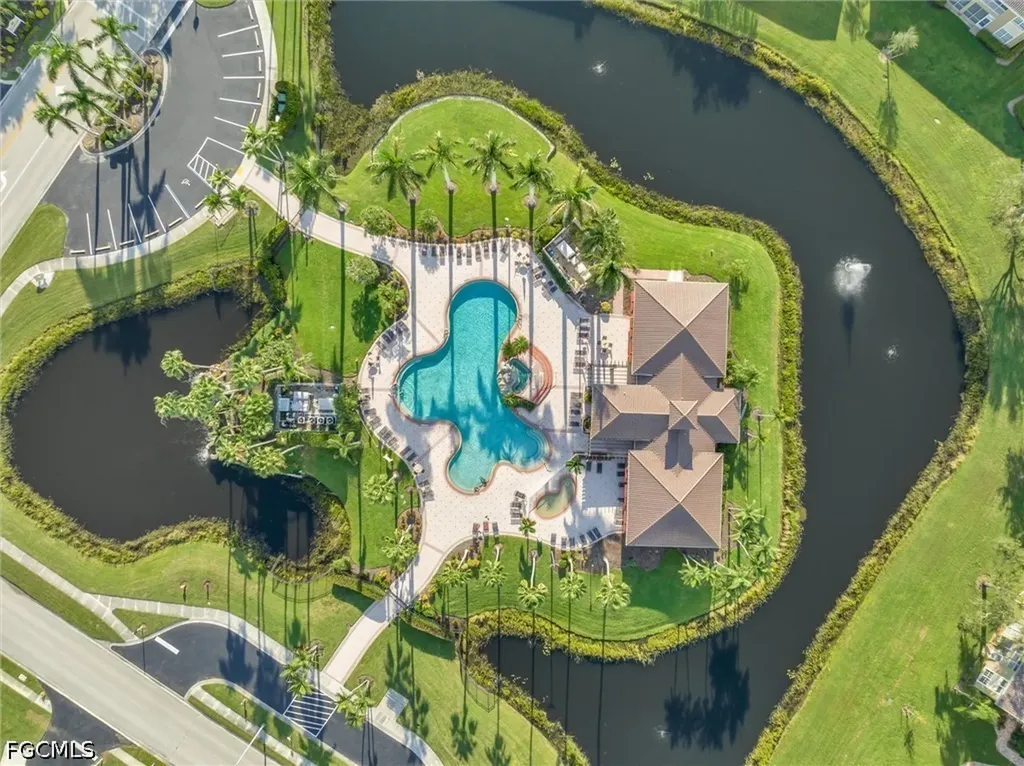 Fort Myers FL, 14511 Daffodil Drive, Unit 1407