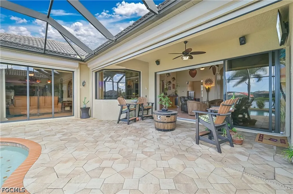 506 SE 24th Street Cape Coral FL 33990