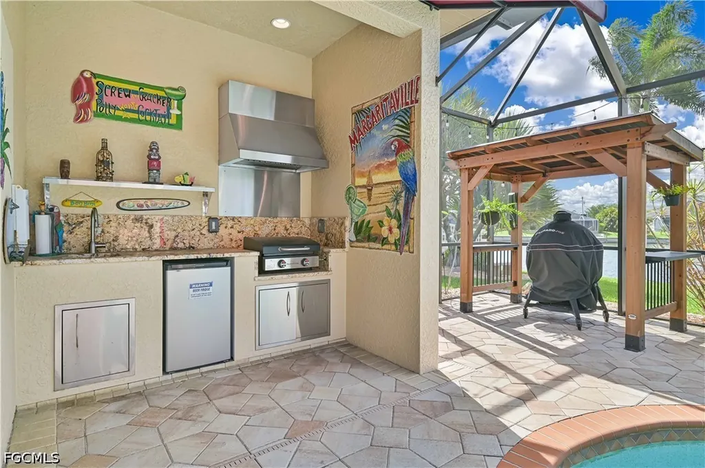 506 SE 24th Street Cape Coral FL 33990