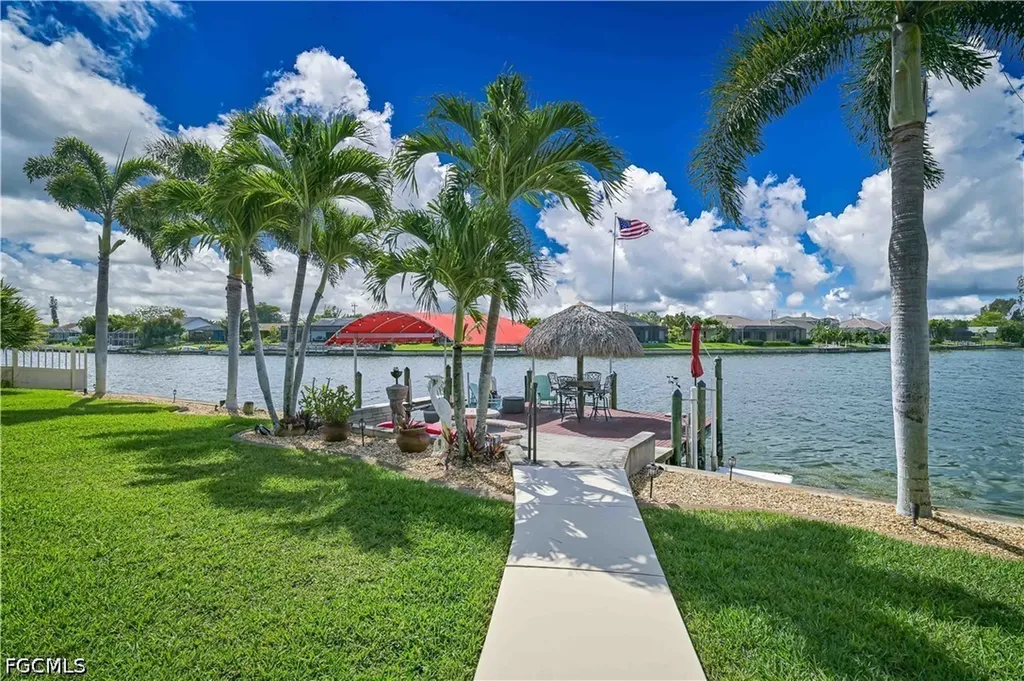 506 SE 24th Street Cape Coral FL 33990