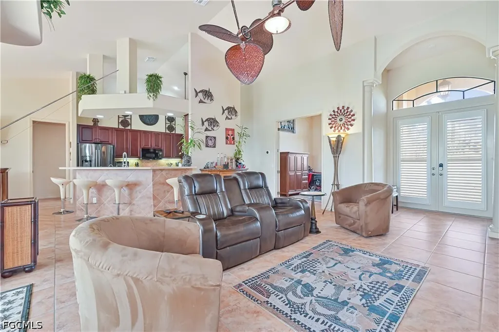 506 SE 24th Street Cape Coral FL 33990