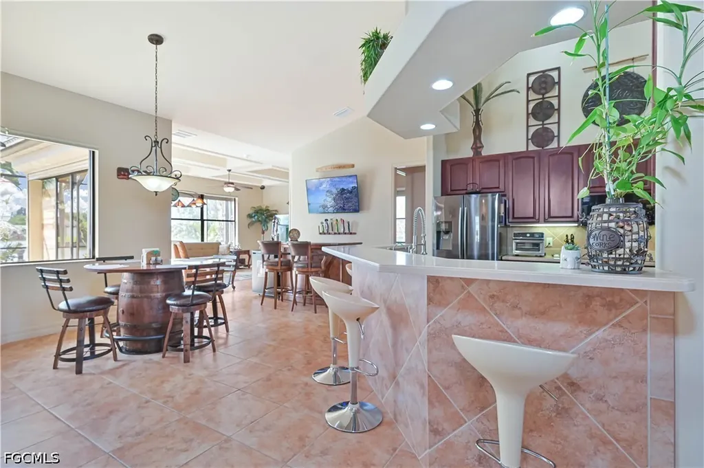 506 SE 24th Street Cape Coral FL 33990