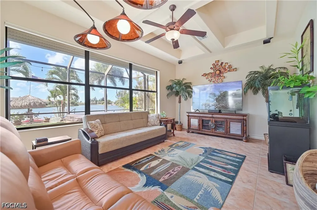 506 SE 24th Street Cape Coral FL 33990