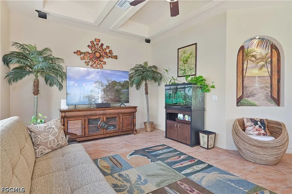 506 SE 24th Street Cape Coral FL 33990