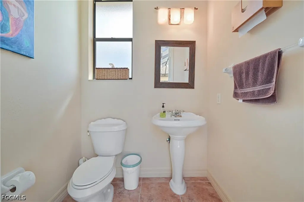 506 SE 24th Street Cape Coral FL 33990