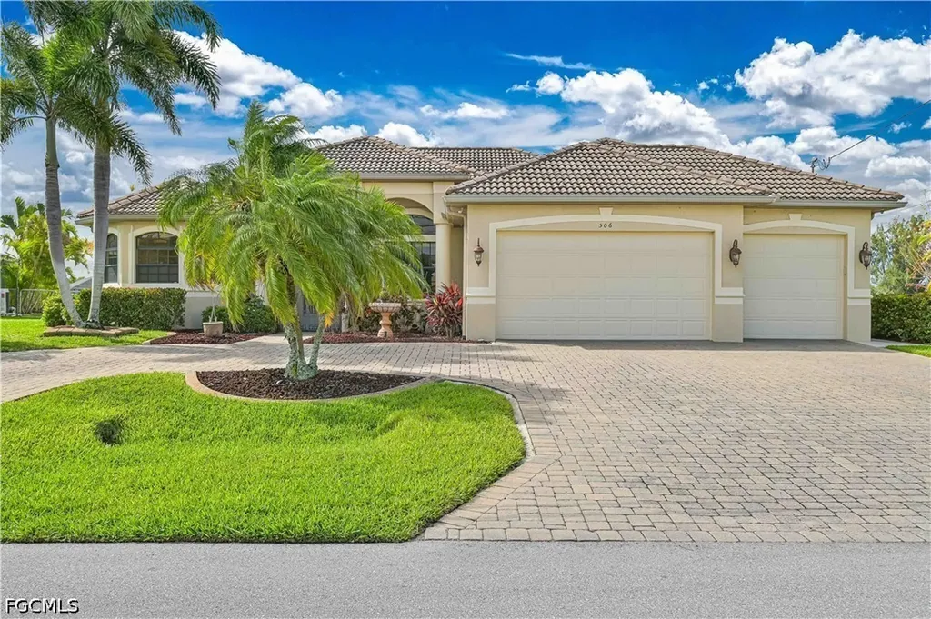 506 SE 24th Street Cape Coral FL 33990