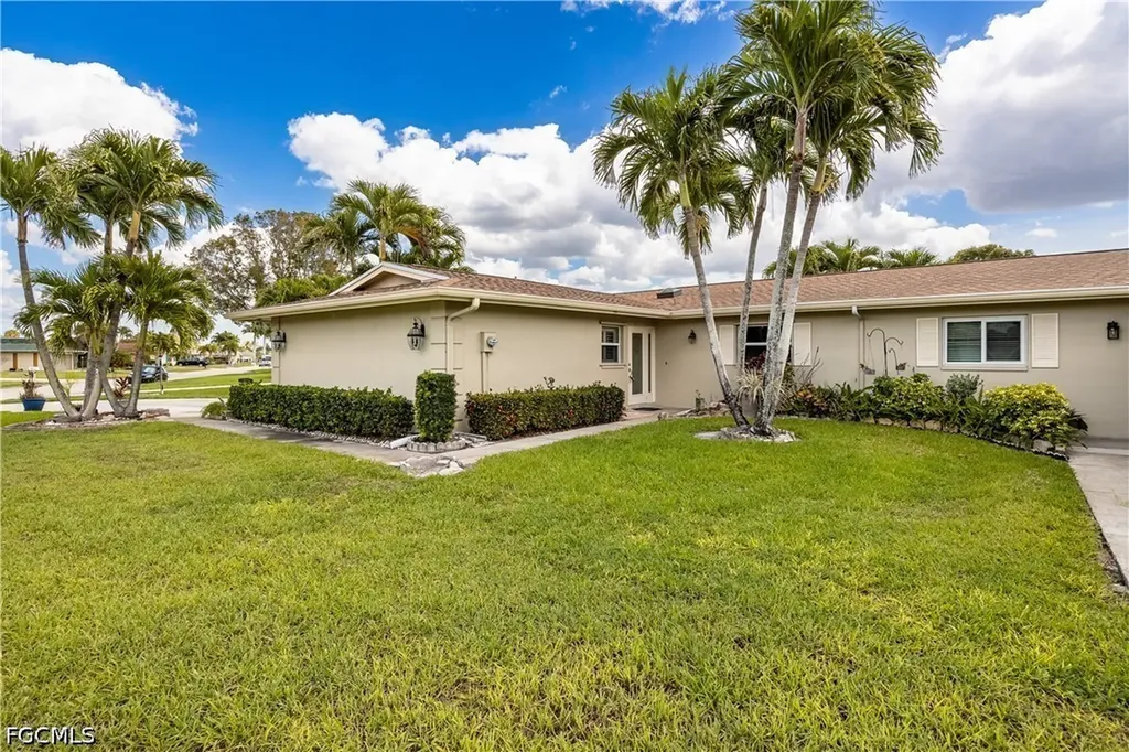 1460 Tredegar Drive Fort Myers FL 33919