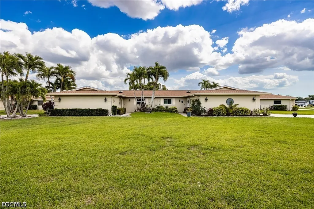 1460 Tredegar Drive Fort Myers FL 33919