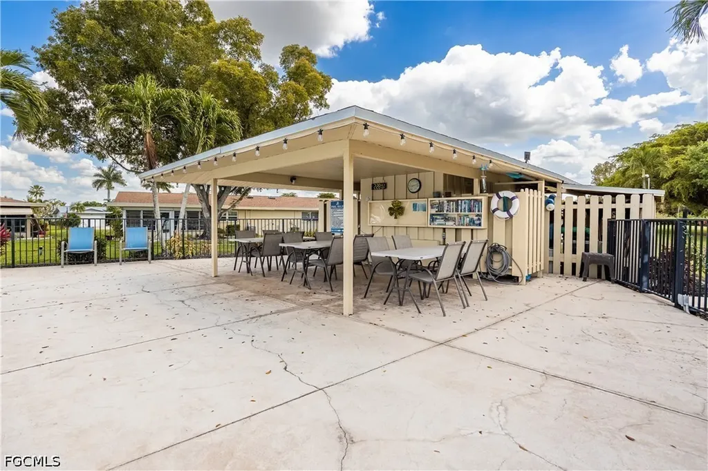 1460 Tredegar Drive Fort Myers FL 33919