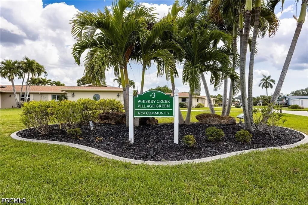 1460 Tredegar Drive Fort Myers FL 33919