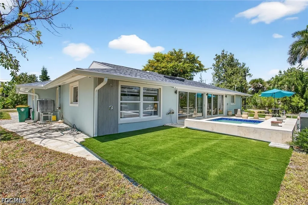 1874 Ibis Lane Sanibel FL 33957
