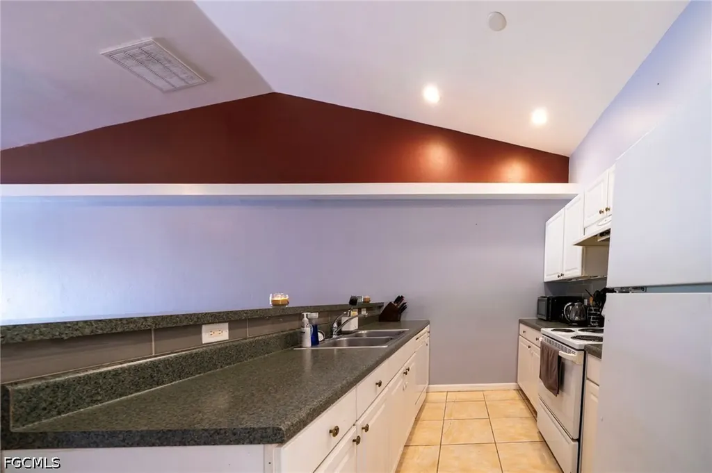 4602/4604 Skyline Boulevard Cape Coral FL 33914