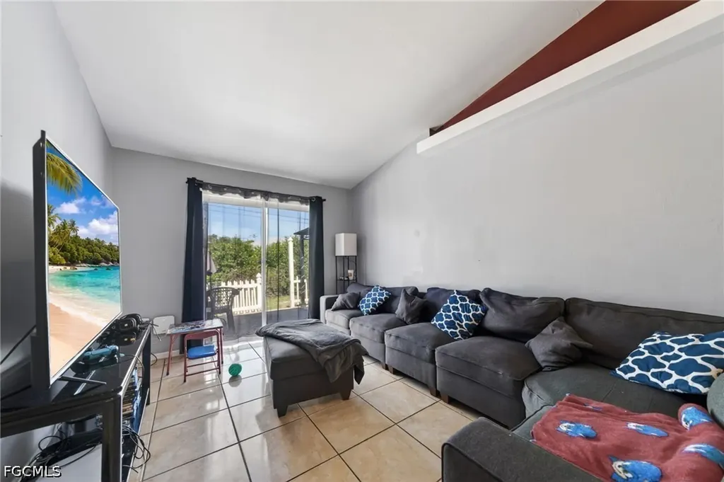 4602/4604 Skyline Boulevard Cape Coral FL 33914