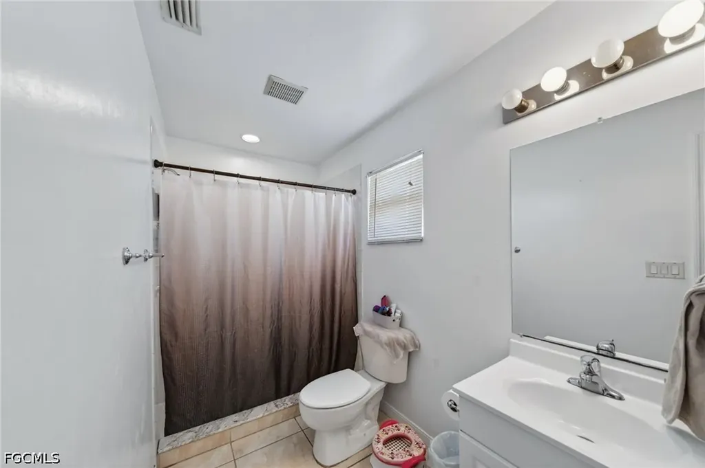 4602/4604 Skyline Boulevard Cape Coral FL 33914