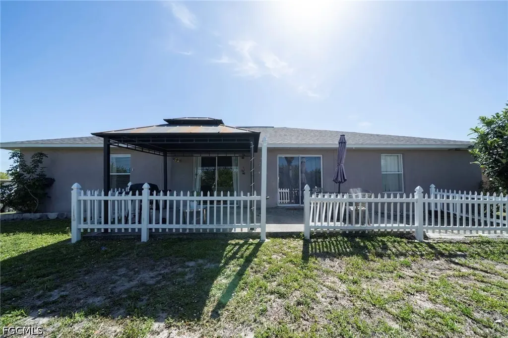 4602/4604 Skyline Boulevard Cape Coral FL 33914