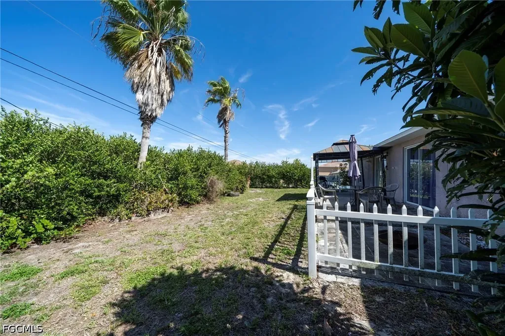 4602/4604 Skyline Boulevard Cape Coral FL 33914