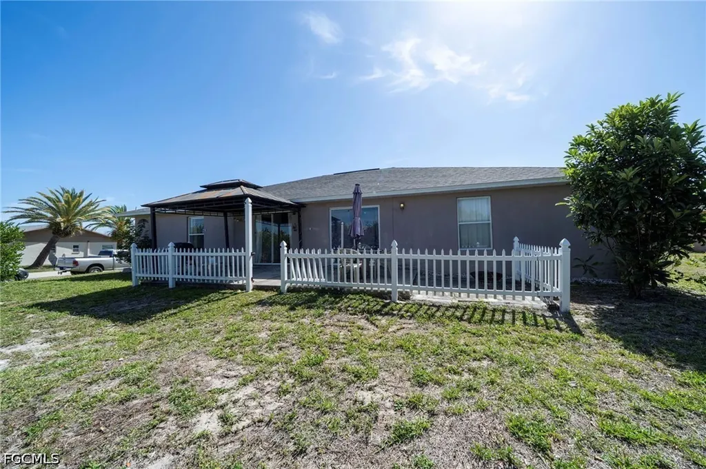 4602/4604 Skyline Boulevard Cape Coral FL 33914