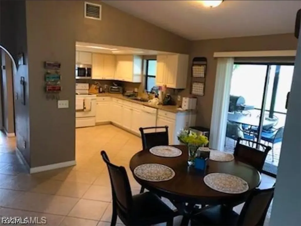3604 SW 6th Place Cape Coral FL 33914