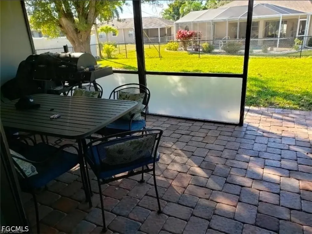 3604 SW 6th Place Cape Coral FL 33914