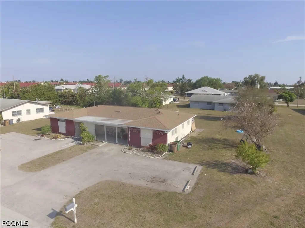 326 Palmetto Drive Cape Coral FL 33904