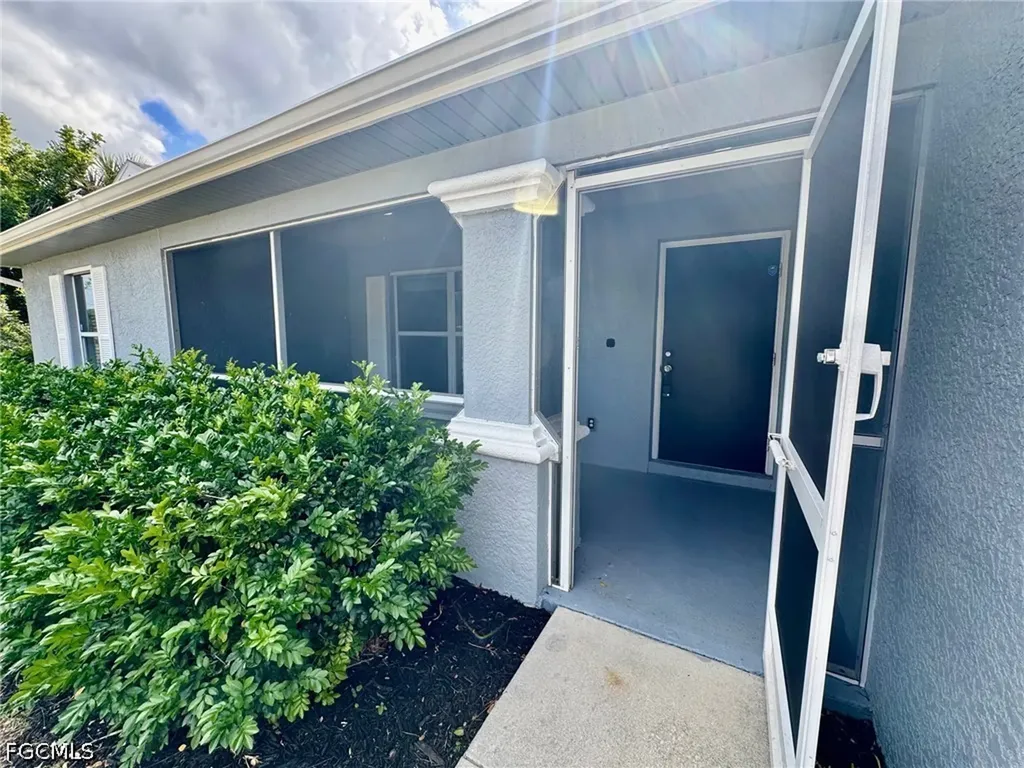 714 Knox Avenue S Lehigh Acres FL 33974