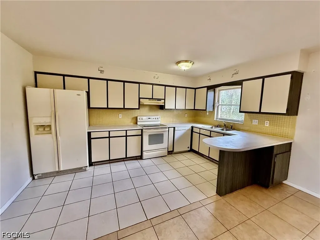 304 Cleveland Avenue Lehigh Acres FL 33936
