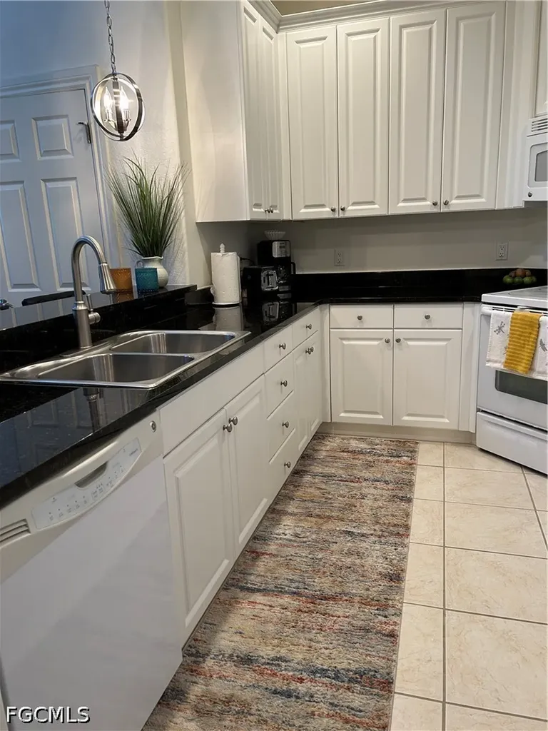 8320 Esperanza Street Fort Myers FL 33912