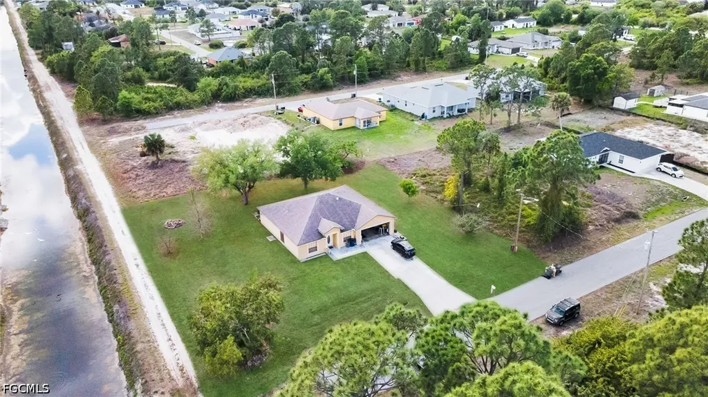 2501 36th Street SW Lehigh Acres FL 33976