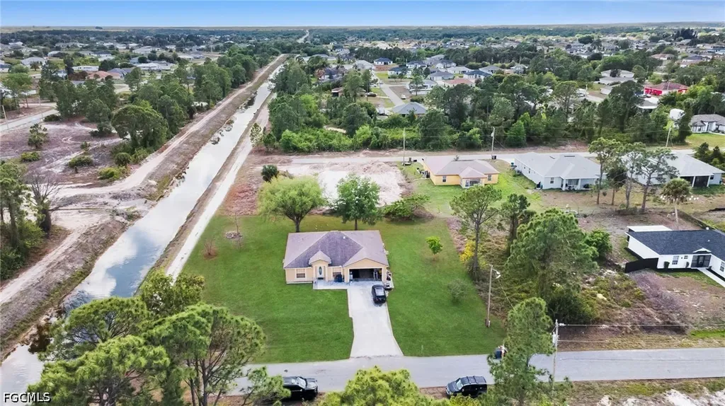 2501 36th Street SW Lehigh Acres FL 33976