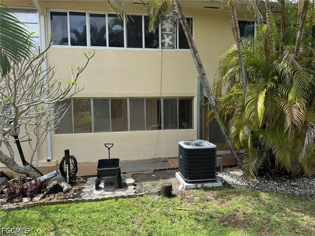 13151 Kings Point Drive Fort Myers FL 33919
