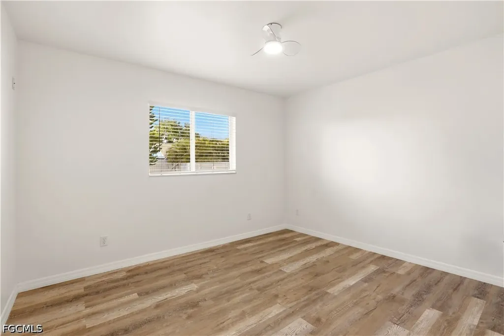 221 SW 13th Terrace Cape Coral FL 33991