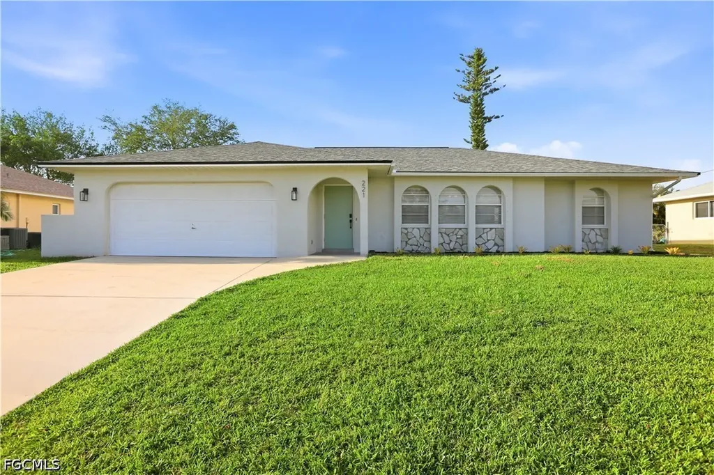 221 SW 13th Terrace Cape Coral FL 33991
