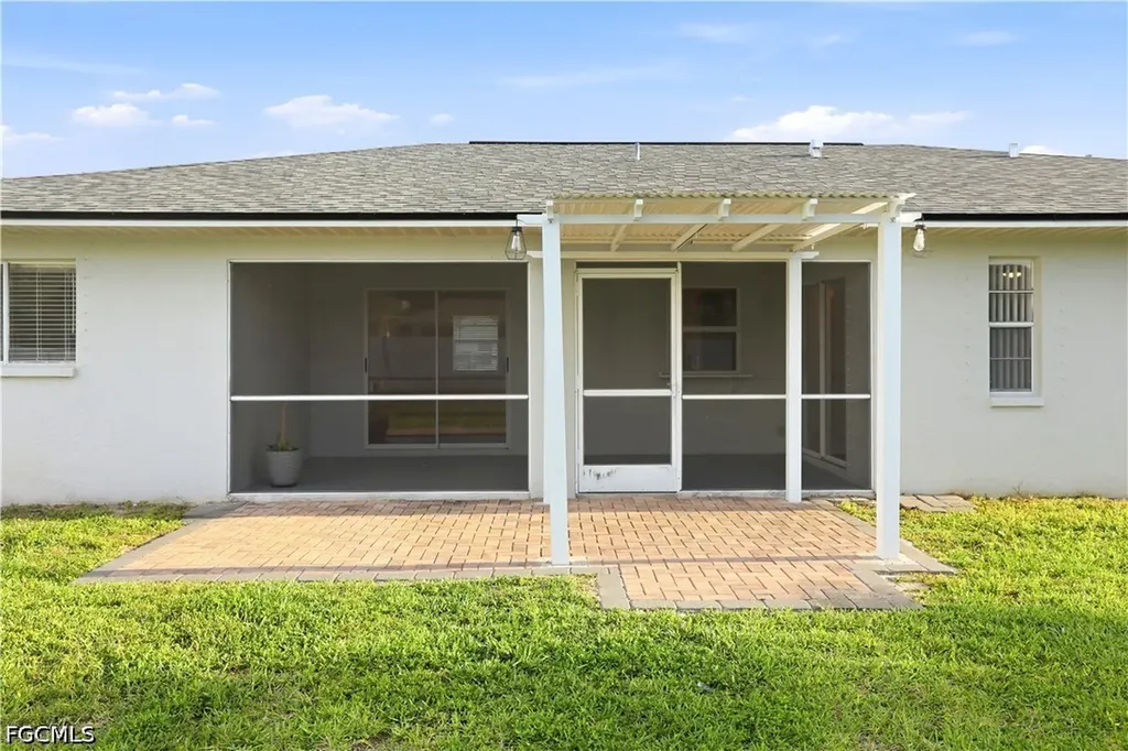 221 SW 13th Terrace Cape Coral FL 33991