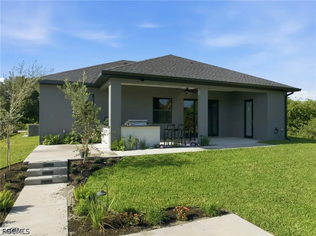 2912 45th Street SW Lehigh Acres FL 33976