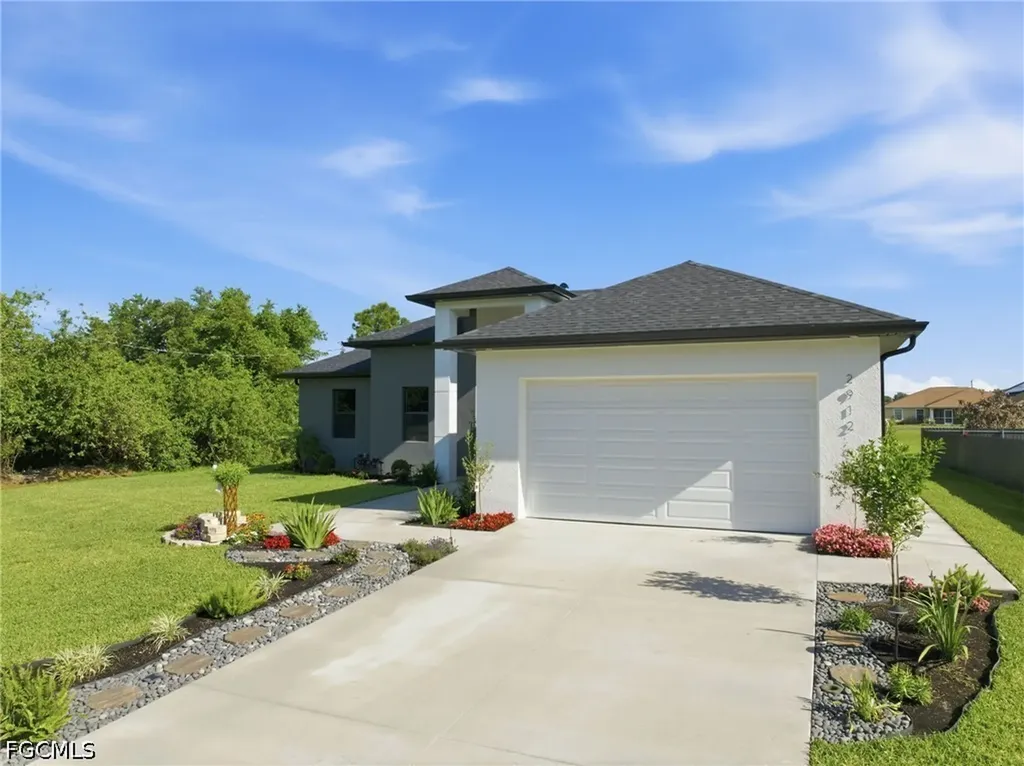 2912 45th Street SW Lehigh Acres FL 33976