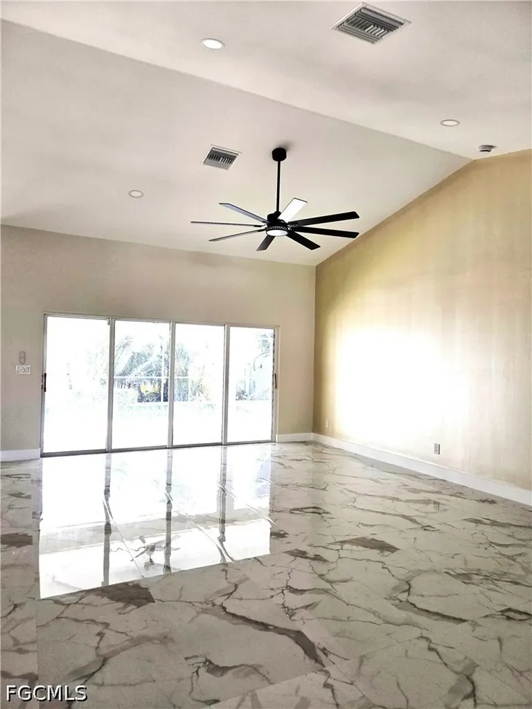 1918 SW 29th Terrace Cape Coral FL 33914