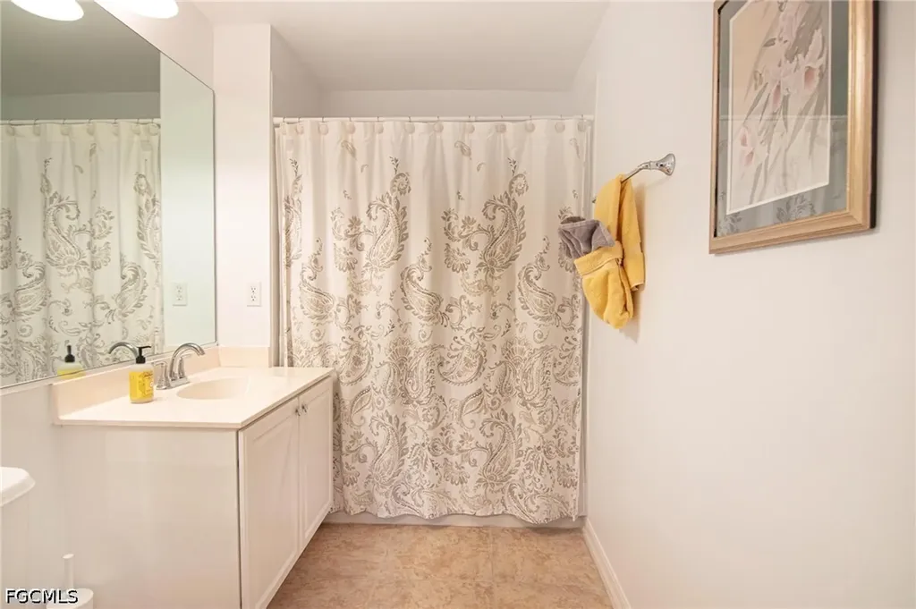 2644 Somerville Loop Cape Coral FL 33991